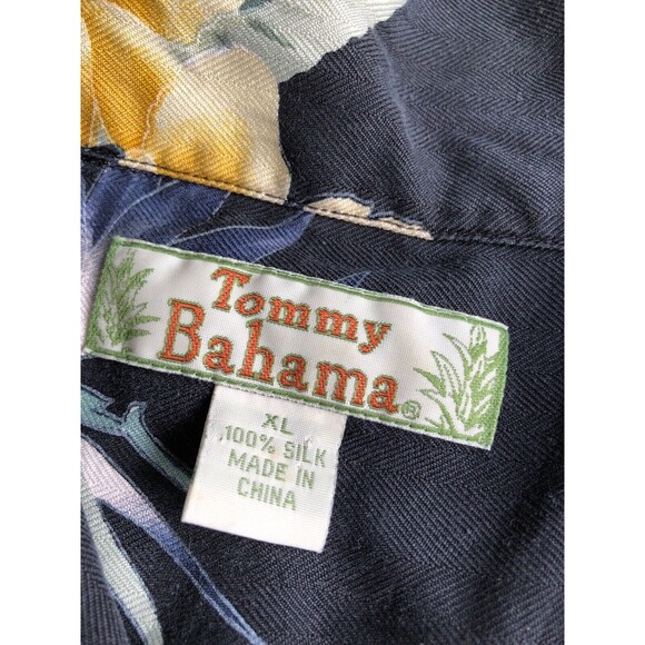 Tommy Bahama Silk Camp Shirt X LARGE Tropical Floral Aloha Hawaiian Shirt - Picture 8 of 10